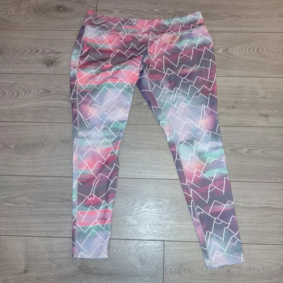 MOSSIMO tye dye mountain leggings